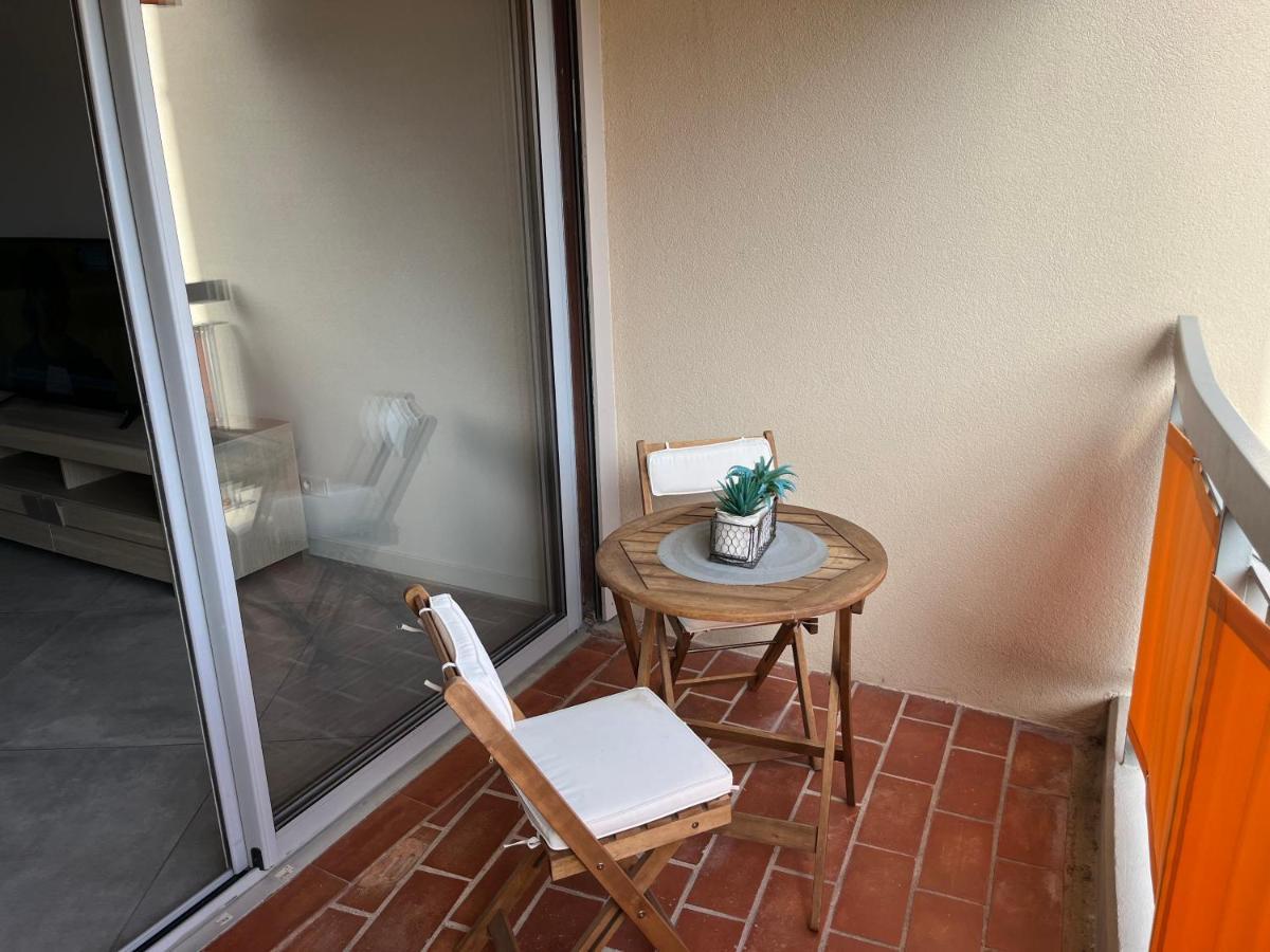Appartement 2 Pieces Vue Mer, A Proximite De Tout Mandelieu-La Napoule Exterior photo